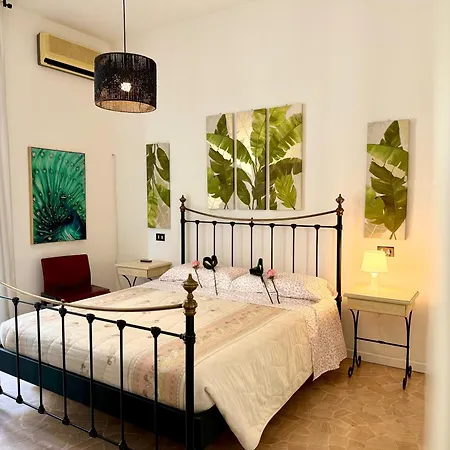 Apartment 4 People In 400m From The